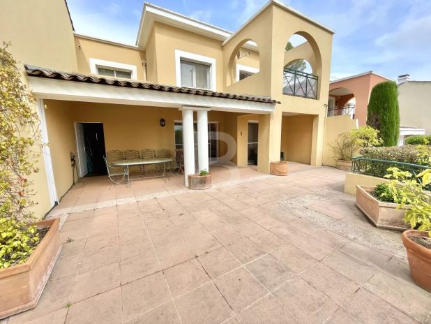 Mougins Maison 4 Pièces, 98 m²