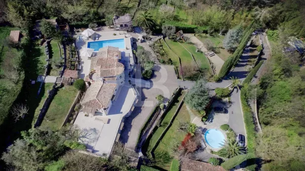 Le Rouret Maison 15 Pièces, 530 m²