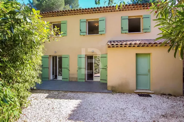 Mougins Maison 4 Pièces, 115 m²