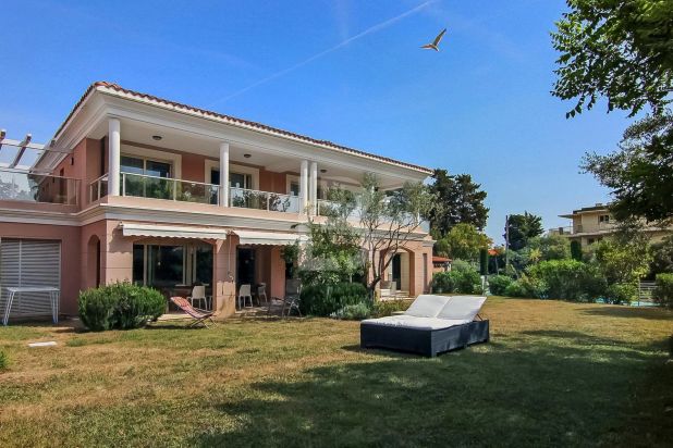 Antibes Maison 8 Pièces, 240 m²