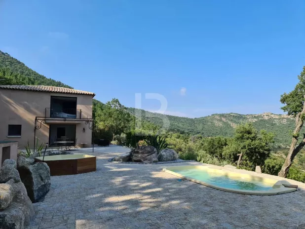 Le Plan-de-la-Tour Maison 4 Pièces, 140 m²