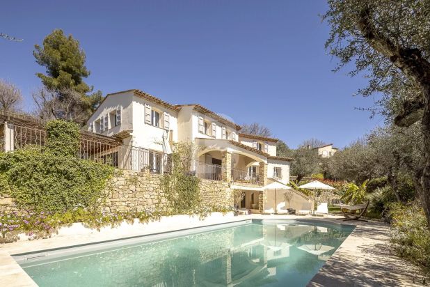 Opio Maison 8 Pièces, 245 m²
