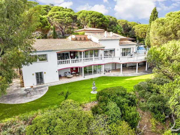 Sainte-Maxime House 8 Rooms, 500 m²