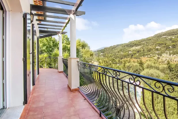 Grasse House 8 Rooms, 260 m²