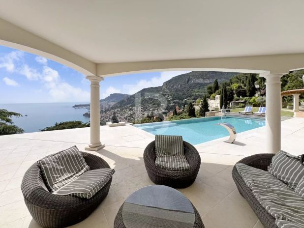 Roquebrune-Cap-Martin Maison 5 Pièces, 320 m²