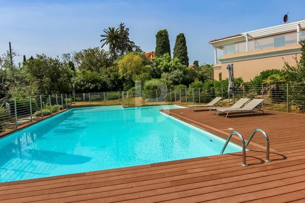 Antibes Appartement 8 Pièces, 240 m²