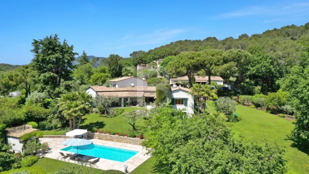 Opio House 9 Rooms, 433 m²